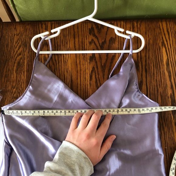 💜 Satin Cowl Neck Dress - Picture 3 of 4